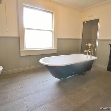 Period 4 Bedroom House Close To The City Centre Dublin