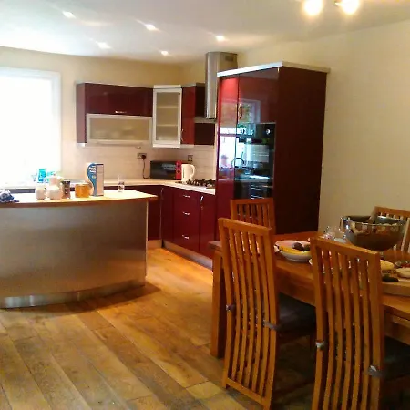 Apartment Period 4 Bedroom House Close To The City Centre Dublin